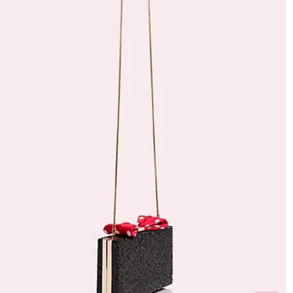 Kate Spade NWT Minnie Mouse Bow Clasp Clutch - HOST PICK! 🏆 - Picture 2 of 10